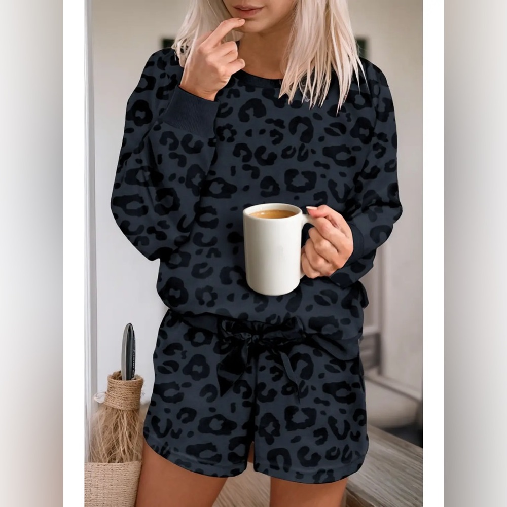 Leopard lounge set